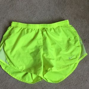 Nike Tempo Shorts xs